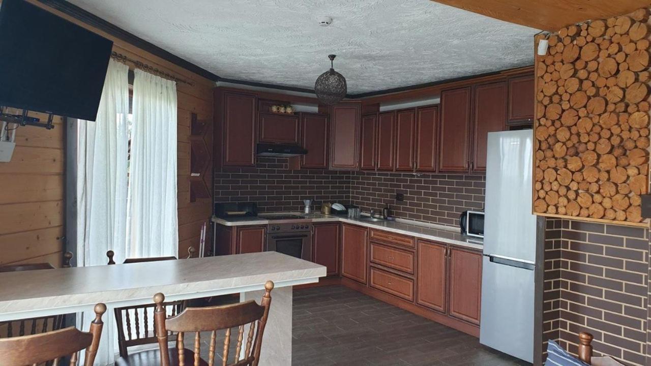 Котедж “Гуркало" Korchin Exterior photo